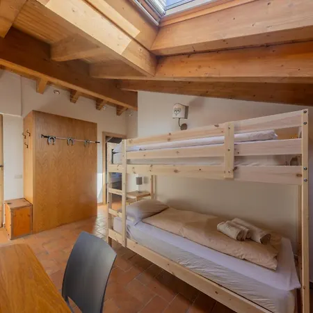 Agriturismo La Nevera Lanzo dʼIntelvi Chambre photo